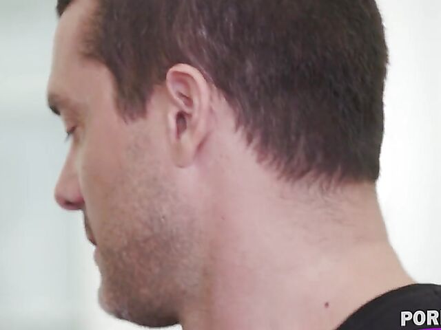 Big tits MILF anal pleasure in the kitchen featuring Dee Williams