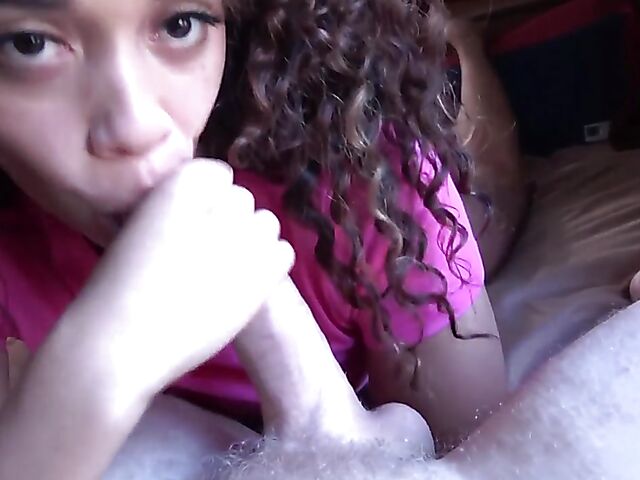 Sporty curly-haired POV latina Willow Ryder gets a dicking