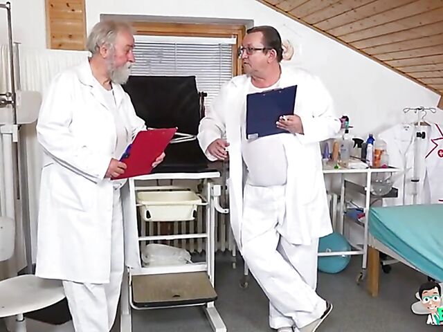 Old and young gyno exam and fucking machine with bespectacled Keira Flow