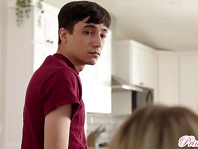 Teen fuck and creampie with skinny Chloe Temple