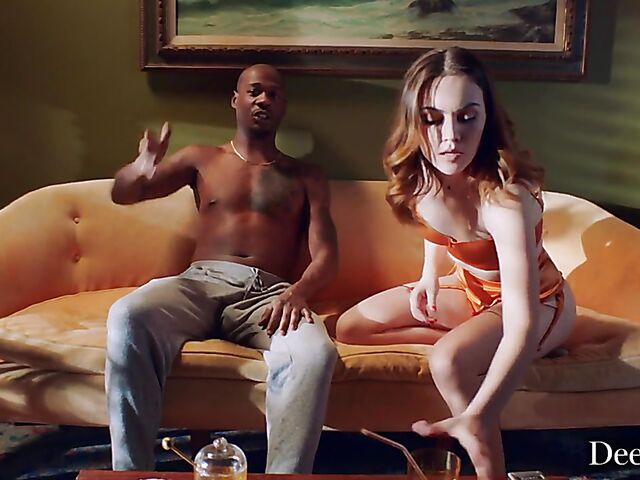 Freya Parker can't wait to take that long black dick