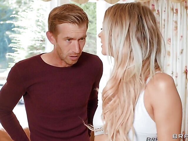 Rose Jones & Danny D - Pretty blonde gets a big dick