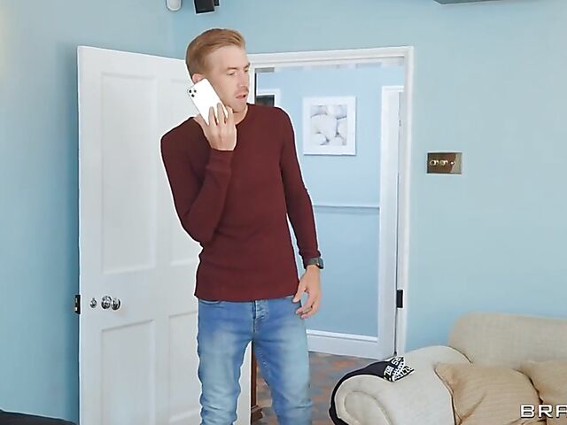 Rose Jones & Danny D - Pretty blonde gets a big dick