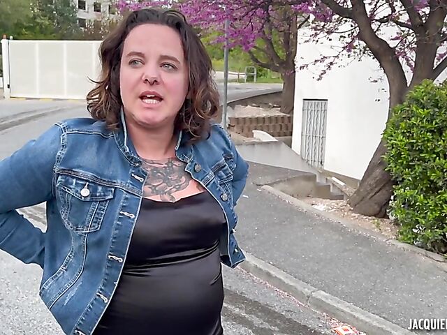 French mature anal slut Angel doing it well