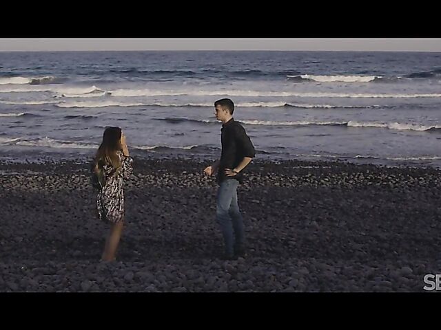 Seaside vacation and sensual sex outside with Camila Palmer