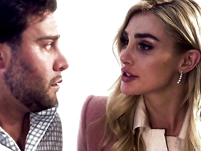 Hot sex without condom with beautiful Kenzie Anne