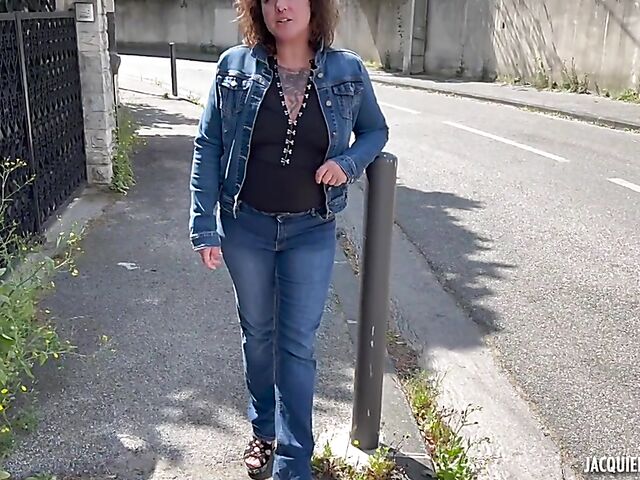 French DP with 35-year-old enthusiast Angel