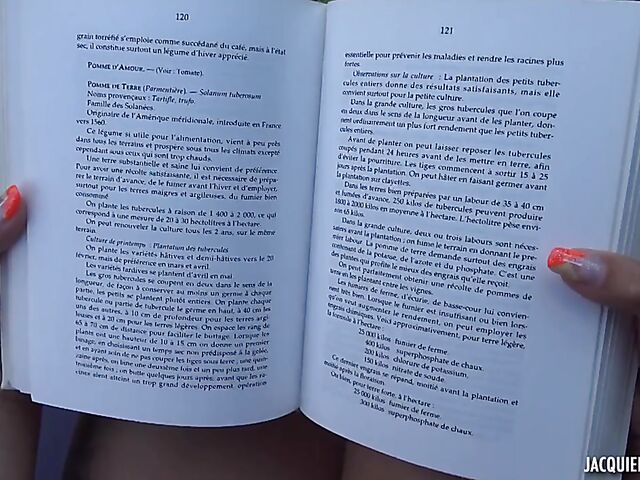 Outdoor anal with the gardener featuring Marie Galant aka Marie LumaCarie