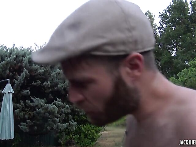 Outdoor anal with the gardener featuring Marie Galant aka Marie LumaCarie