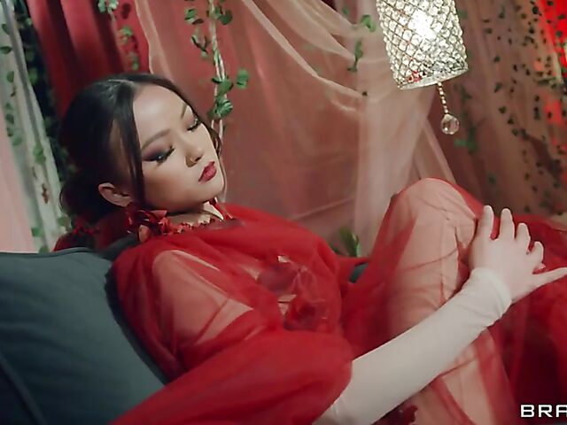 Lured by petite asian beauty goddess Lulu Chu