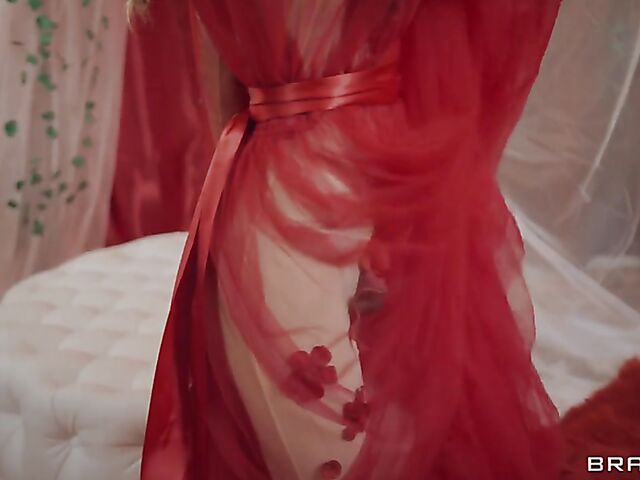 Lured by petite asian beauty goddess Lulu Chu