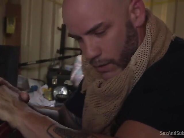 Outdoor bondage sex with big boobed Ivy Lebelle