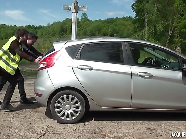 Outdoor DP in black stockings with stranded Elena Star