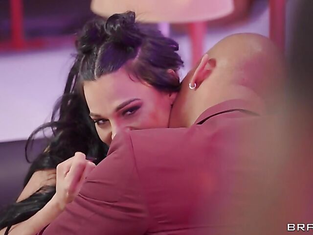 Hardcore interracial double penetration with Mona Azar