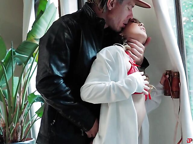 Petite asian anal threesome featuring Lulu Chu