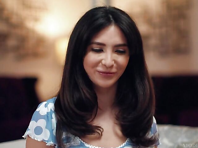 Petite Jane Wilde craves double penetration