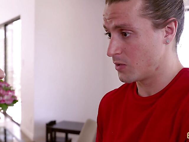 Petite teen Aria Valencia seduces her stepbrother with her small tits