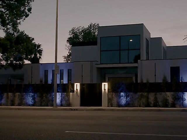 Hot sex in stockings with screaming Paige Owens