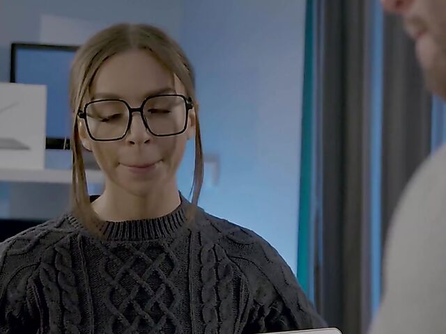 Hot sex in stockings with screaming Paige Owens