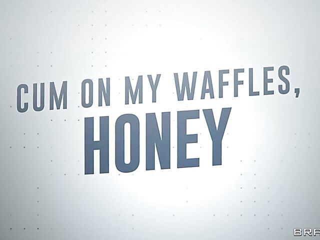 Boy milf anal at the restaurant with Syren De Mer and Jimmy Michaels