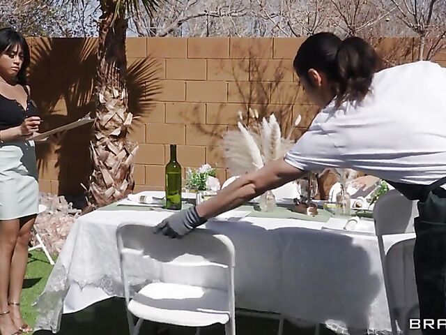 From kitchen blowjob to lesbian tribbing in the bedroom with Ember Snow and LaSirena69