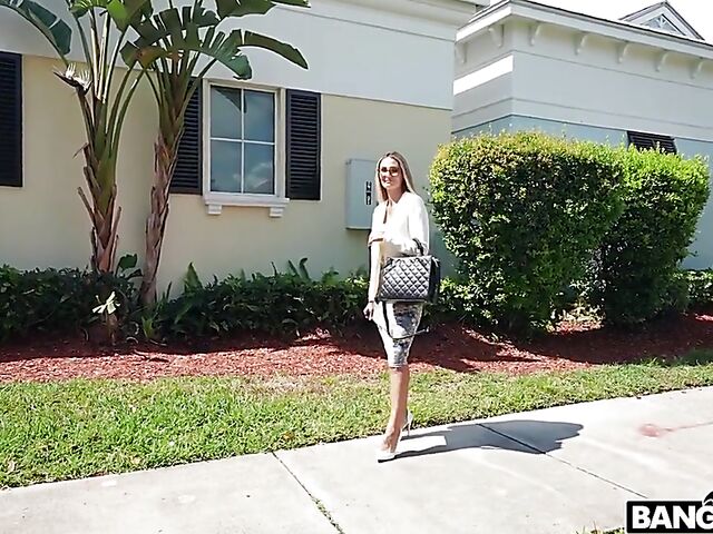 Mandy Rhea - Chick with glasses interracial in a fuck van