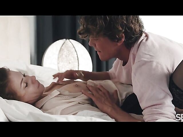 Sata Jones & Ricky - Love making in the bedroom