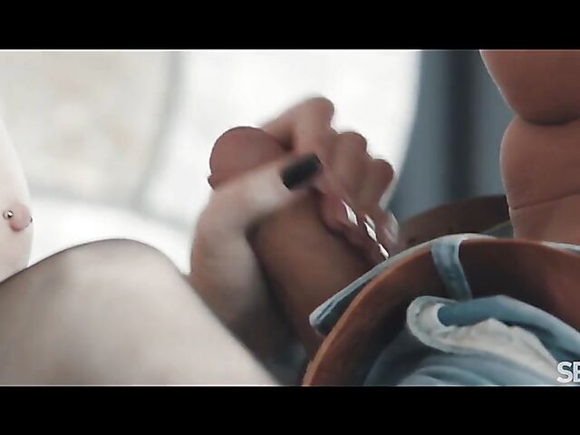 Sata Jones & Ricky - Love making in the bedroom