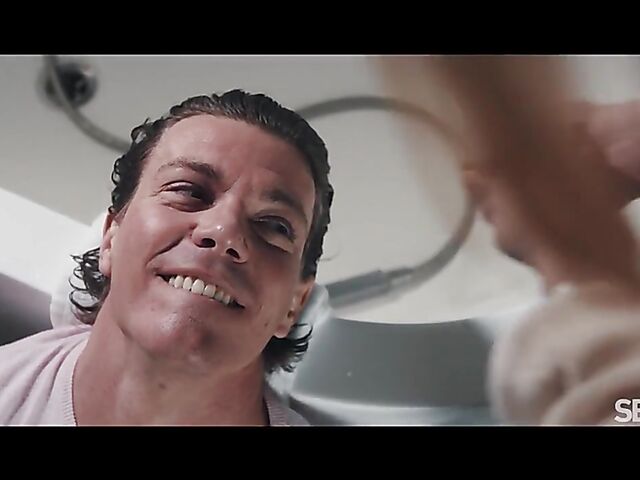 Sata Jones & Ricky - Love making in the bedroom