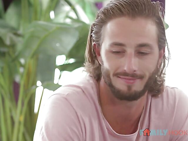 Hot stepmom Kayla Paige fulfills her sexual fantasies