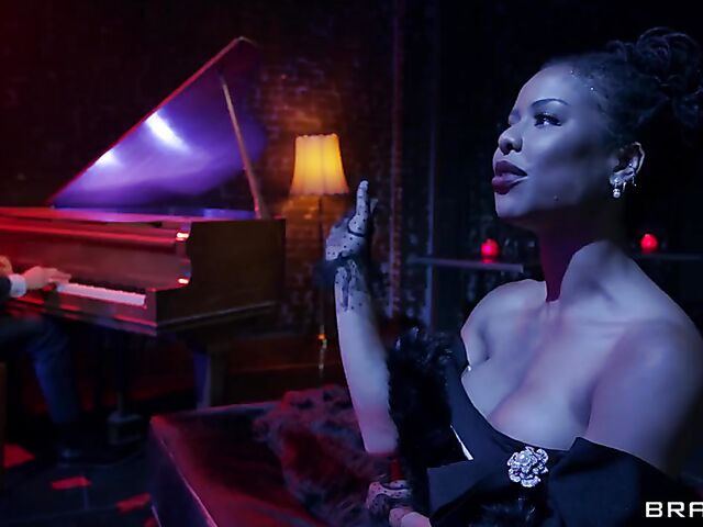 Black threesome in the club with Kira Noir and Ebony Mystique