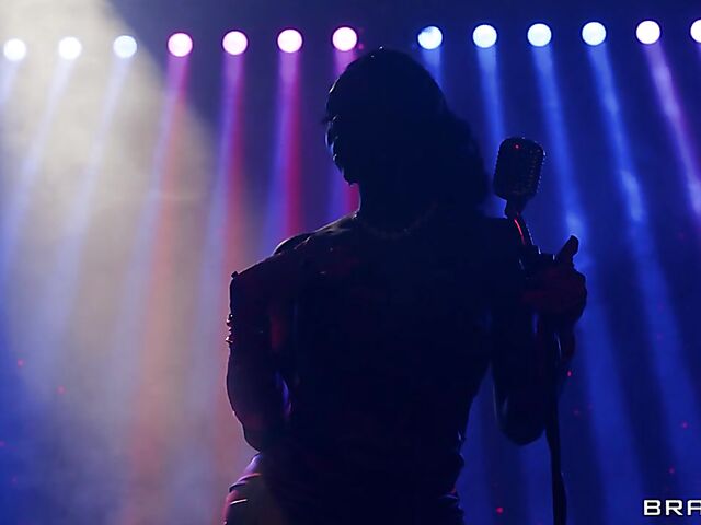 Black threesome in the club with Kira Noir and Ebony Mystique