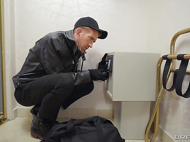 Pantyhose anal with asian bride Nicole Doshi