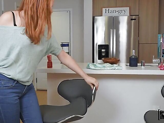 Threesome body paint fuck with Yumi Sin and Samantha Reigns