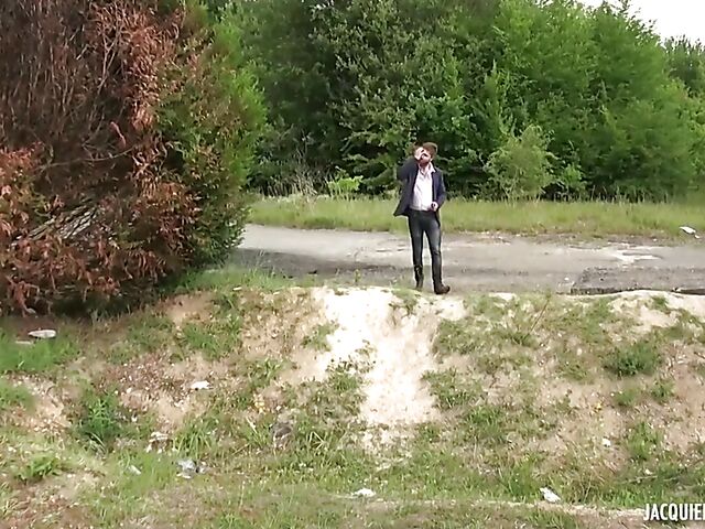 Open place outdoor sex with exotic Melyssa Laya