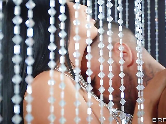 Sapphire Lapiedra - Gorgeous latina anal and facial