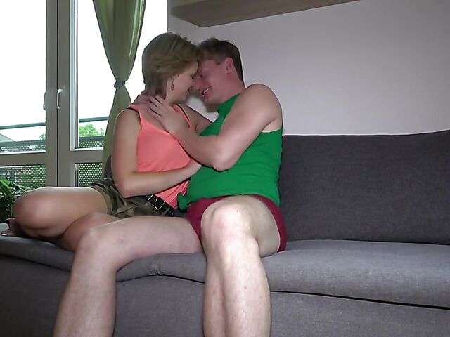 Aron & Stefanie - Lovely real couples sex video