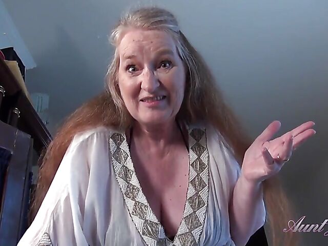 Maggie - Dirty talking mature JOI POV style