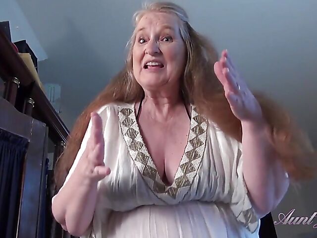 Maggie - Dirty talking mature JOI POV style