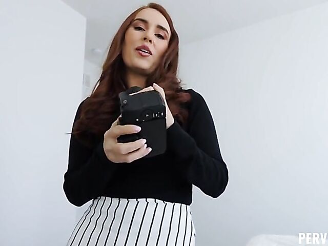 Kiki Vidis - Cute sexy mom POV sessions with her inexperienced stepson