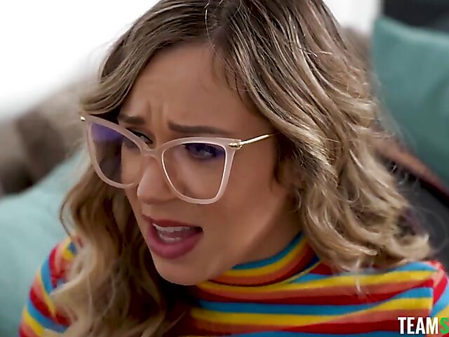 Curious college babe Rory Knox comes for an anal lesson