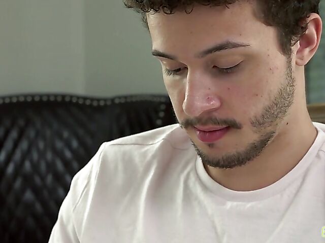 Cute teen with tiny boobs Liz Jordan knows how to seduce her stepbrother