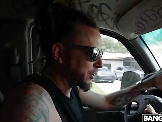 Easy Demi Diveena's van fuck adventure in Miami