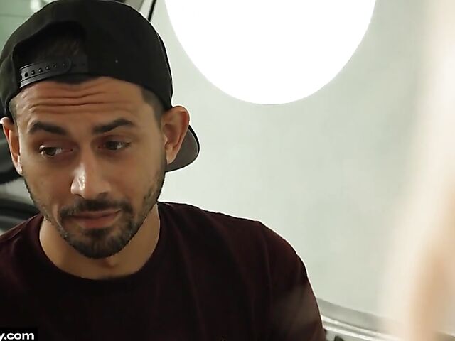 Teen babe Amber Moore fucks a big black dick