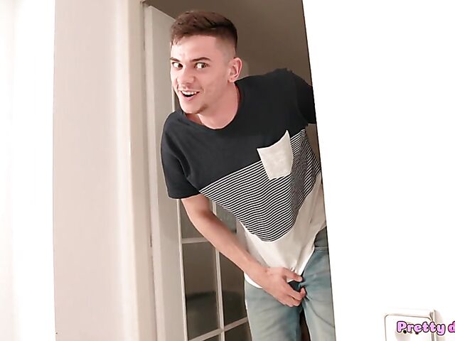 Big ass teen PAWG Sara Diamante sucks and fucks her housemate