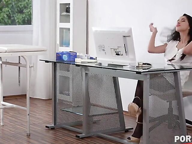 Long-legged nurse DP interracial experience in stockings and heels