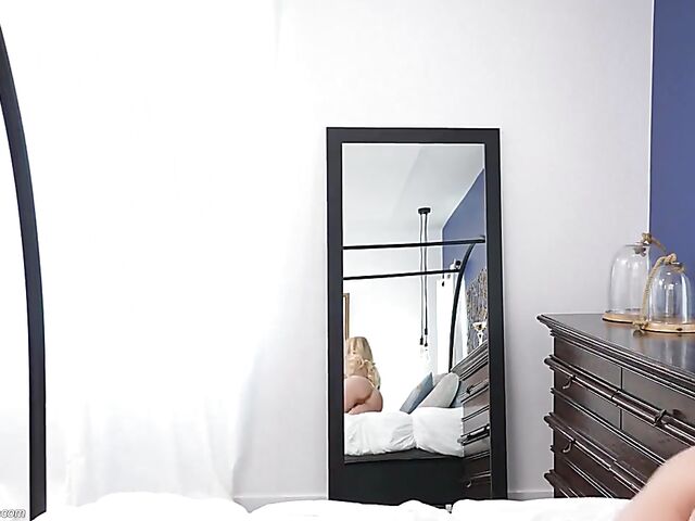 Horny big boobs MILF Brandi Love fucking the mover