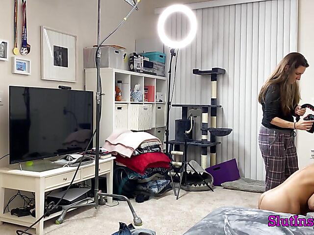 Porn backstage with blonde MILF Sophia West