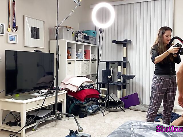 Porn backstage with blonde MILF Sophia West