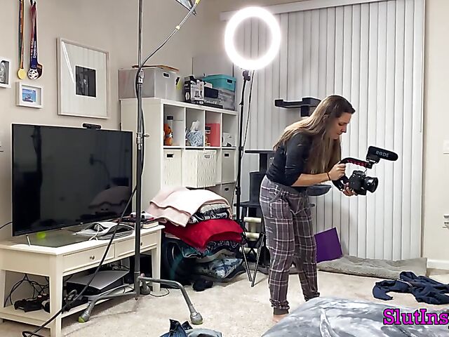 Porn backstage with blonde MILF Sophia West